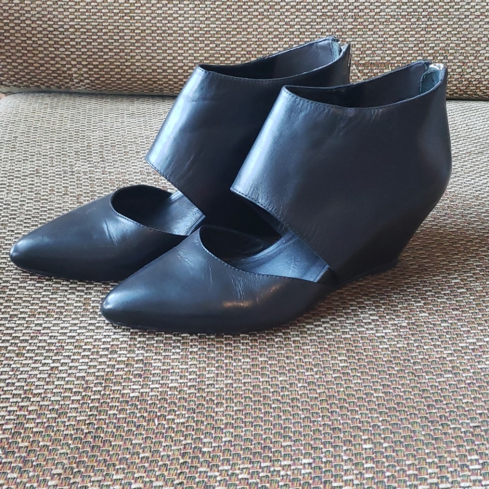 Loeffler Randall Black bootie heal.